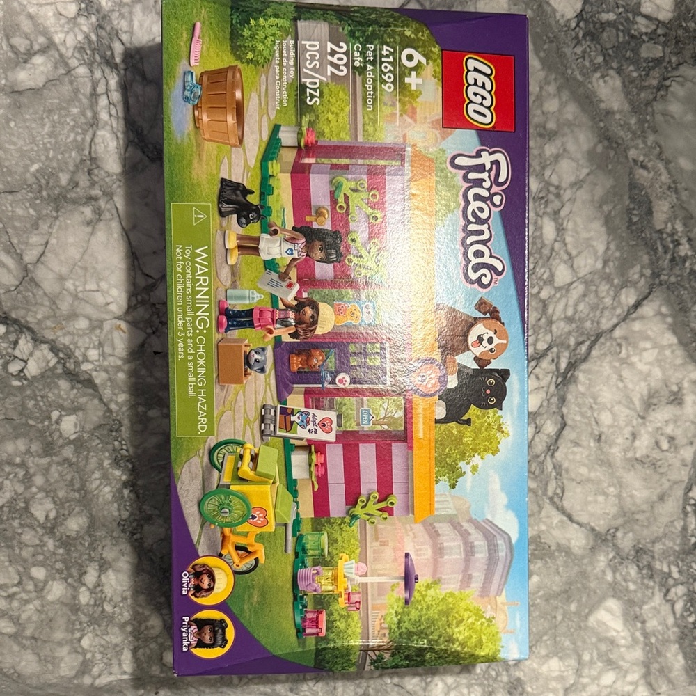 LEGO Friends Heartlake City Park Café Set - Pink, Green, Black